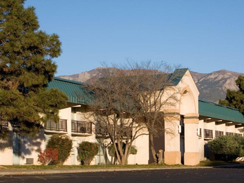 فندق Ramada By Wyndham Albuquerque East المظهر الخارجي الصورة